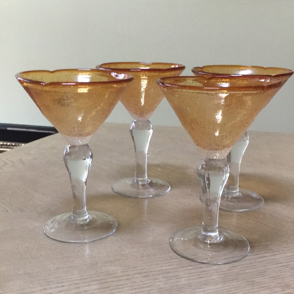 Beautiful cocktail hand blown   bubble 4 glasses